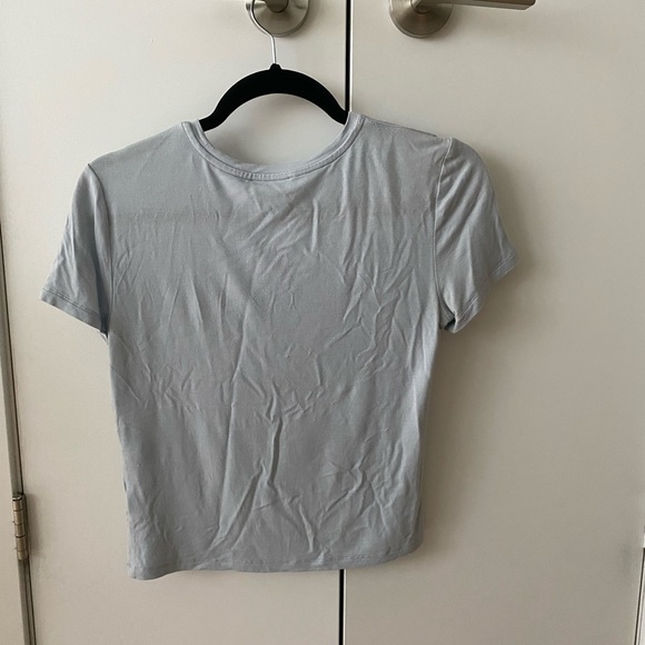 Aritzia Babton Everyday t-shirt - Picture 3 of 3